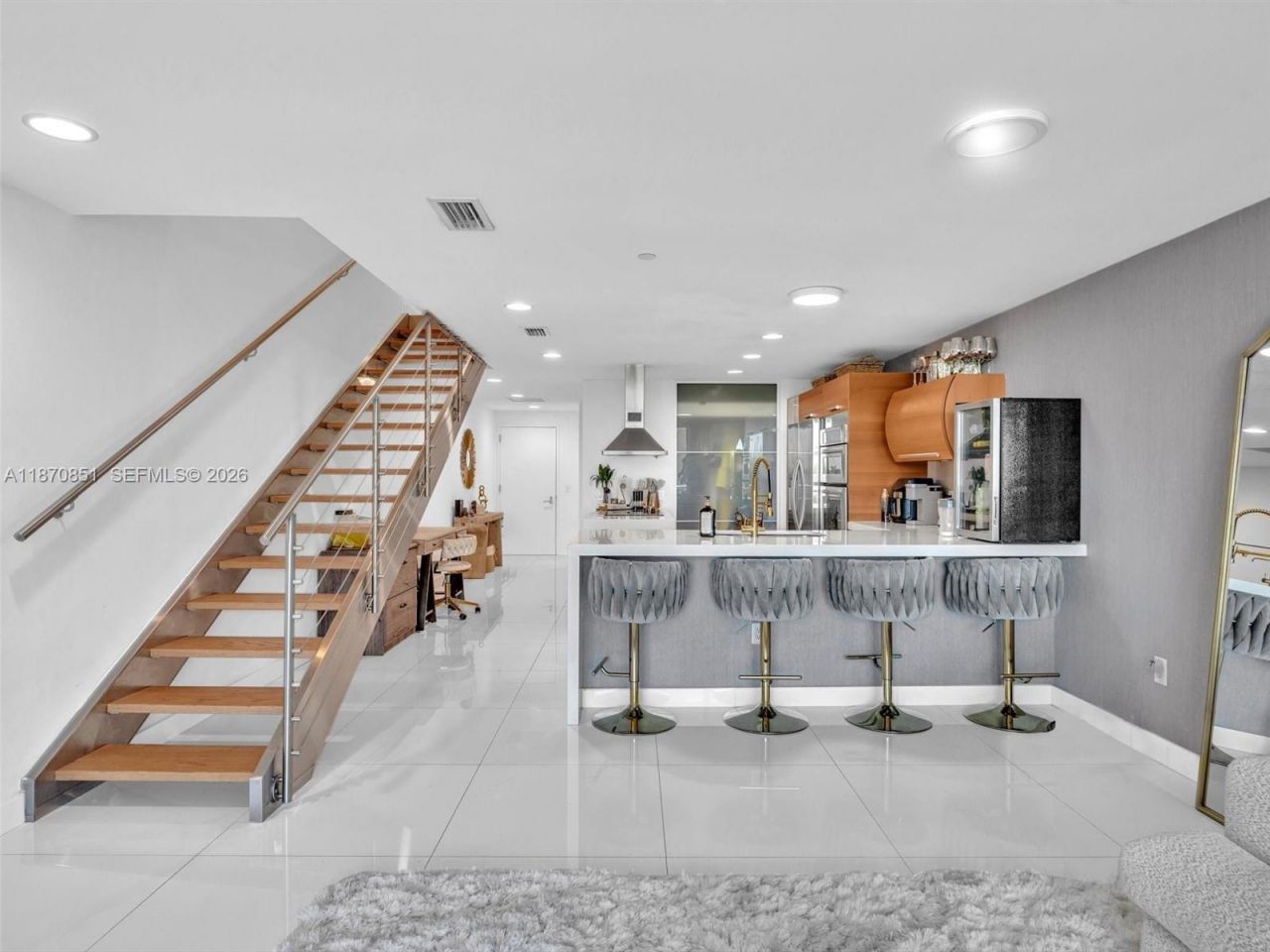 2950 NE 188th St, Unit 312, Aventura, FL 33180 Photo