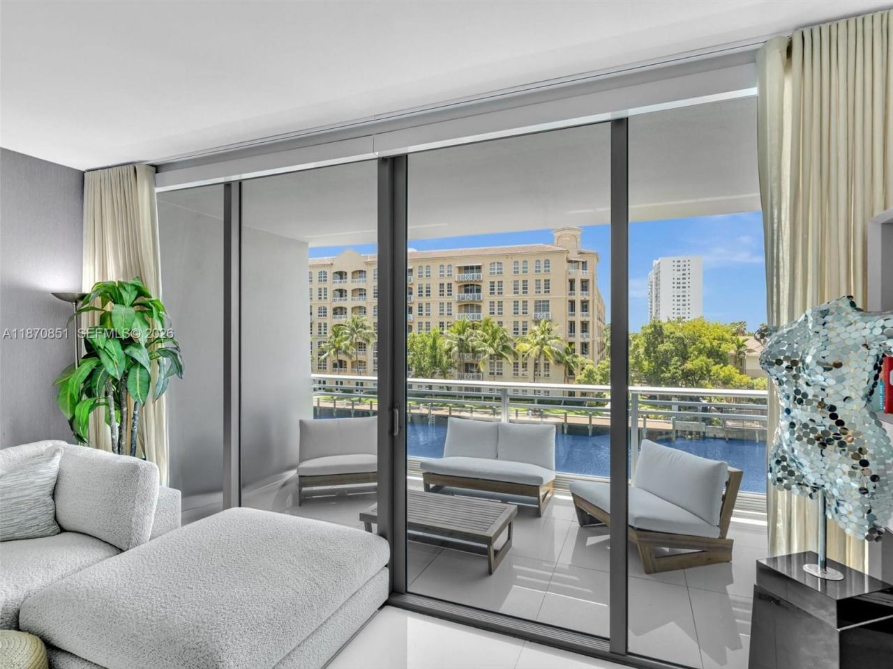 2950 NE 188th St, Unit 312, Aventura, FL 33180 Photo