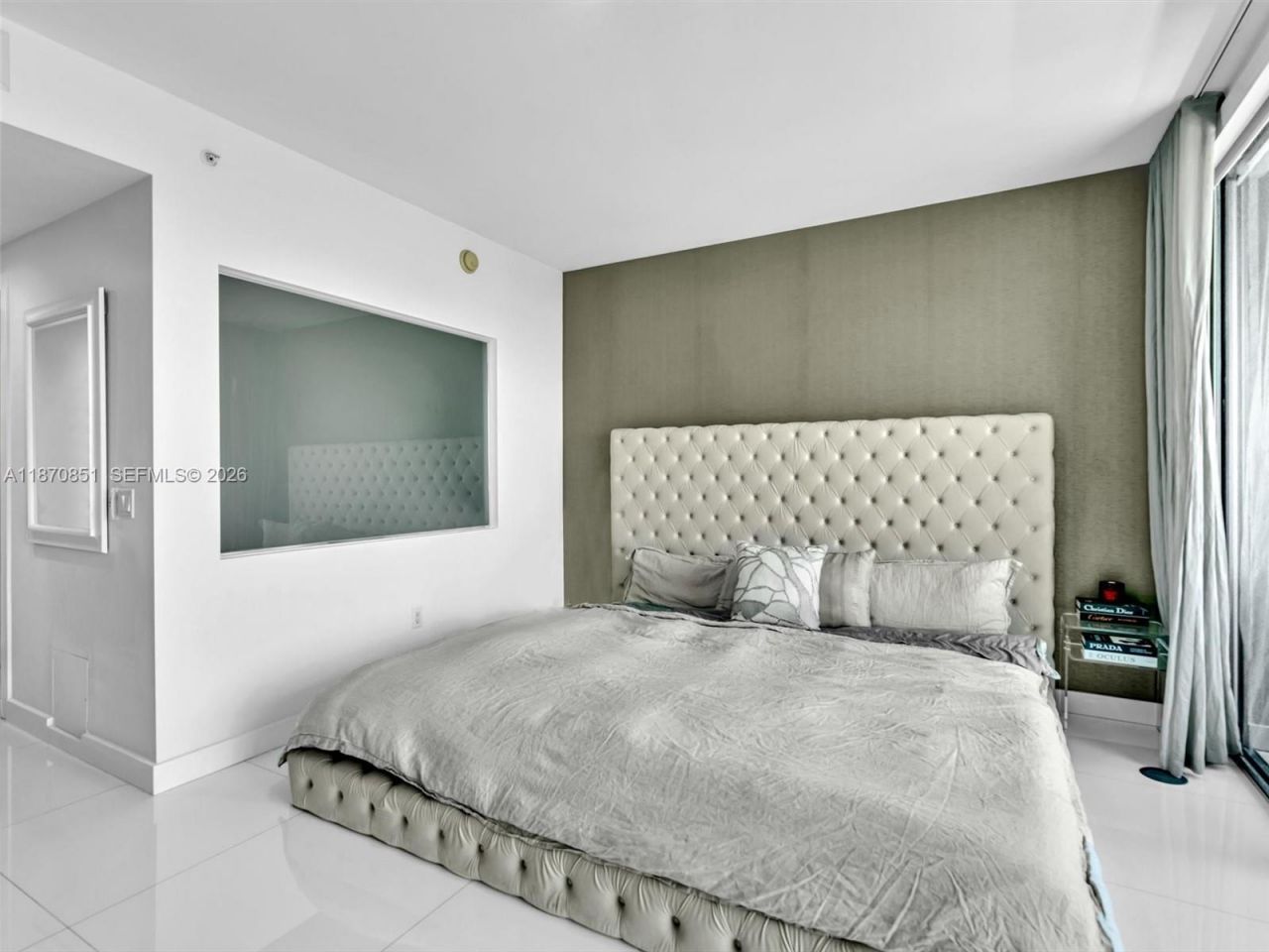 2950 NE 188th St, Unit 312, Aventura, FL 33180 Photo