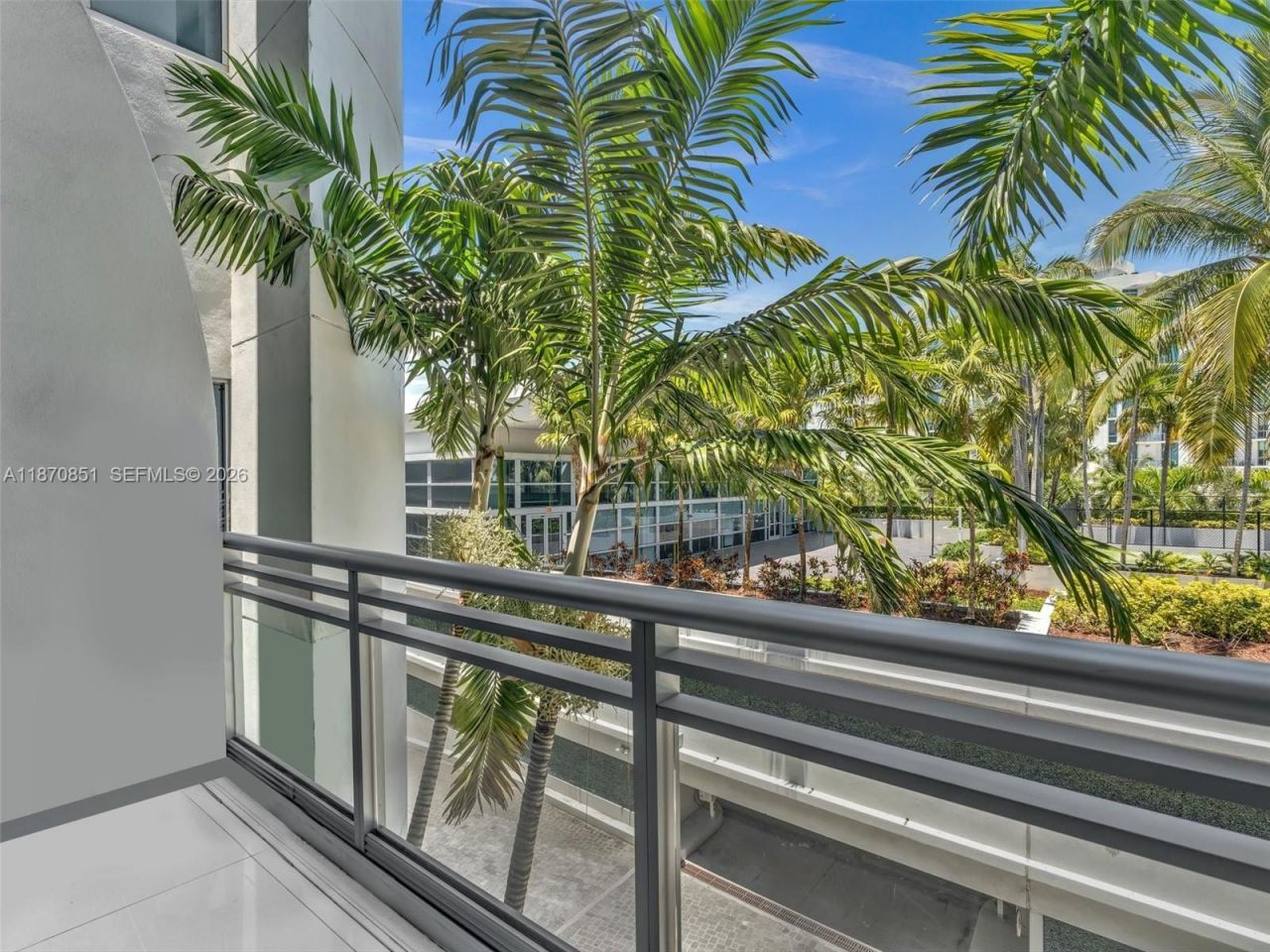 2950 NE 188th St, Unit 312, Aventura, FL 33180 Photo