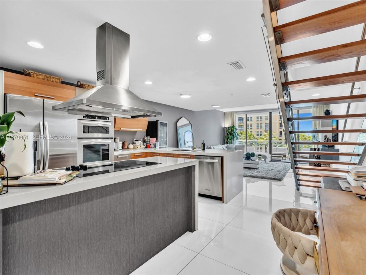 2950 NE 188th St, Unit 312, Aventura, FL 33180 Photo