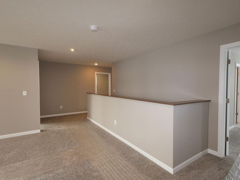 152 Sienna Glenn Drive, Lewis Center, OH 43035 Photo 13