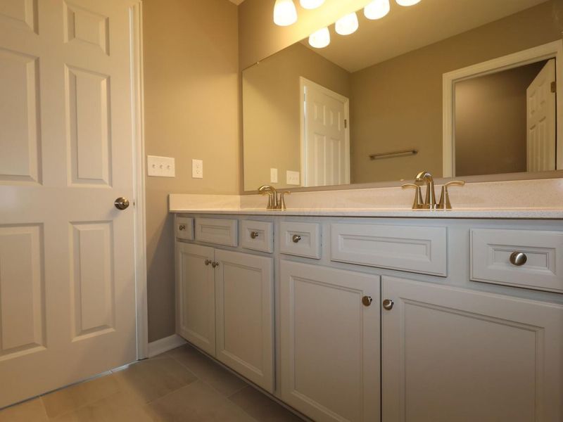 152 Sienna Glenn Drive, Lewis Center, OH 43035 Photo 25