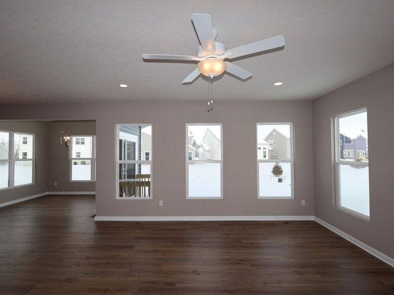 152 Sienna Glenn Drive, Lewis Center, OH 43035 Photo 3