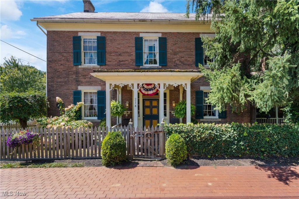 214 Main Street, Zoar, OH 44697 Main Photo