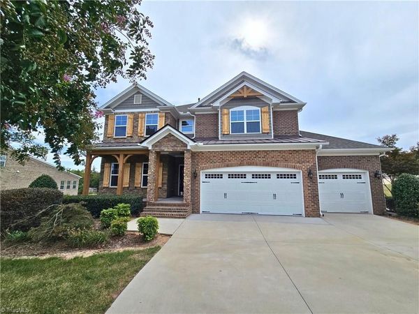 8015 Northwest Meadows Drive, Stokesdale, NC 27357