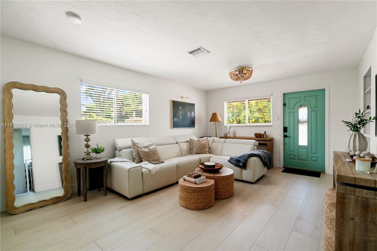 125 Harbor Dr, Key Largo, FL 33037 Photo