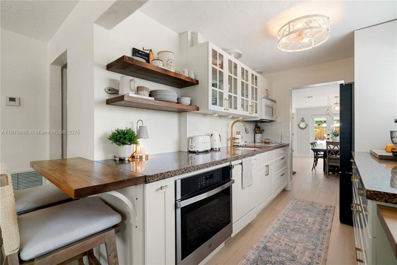 125 Harbor Dr, Key Largo, FL 33037 Photo