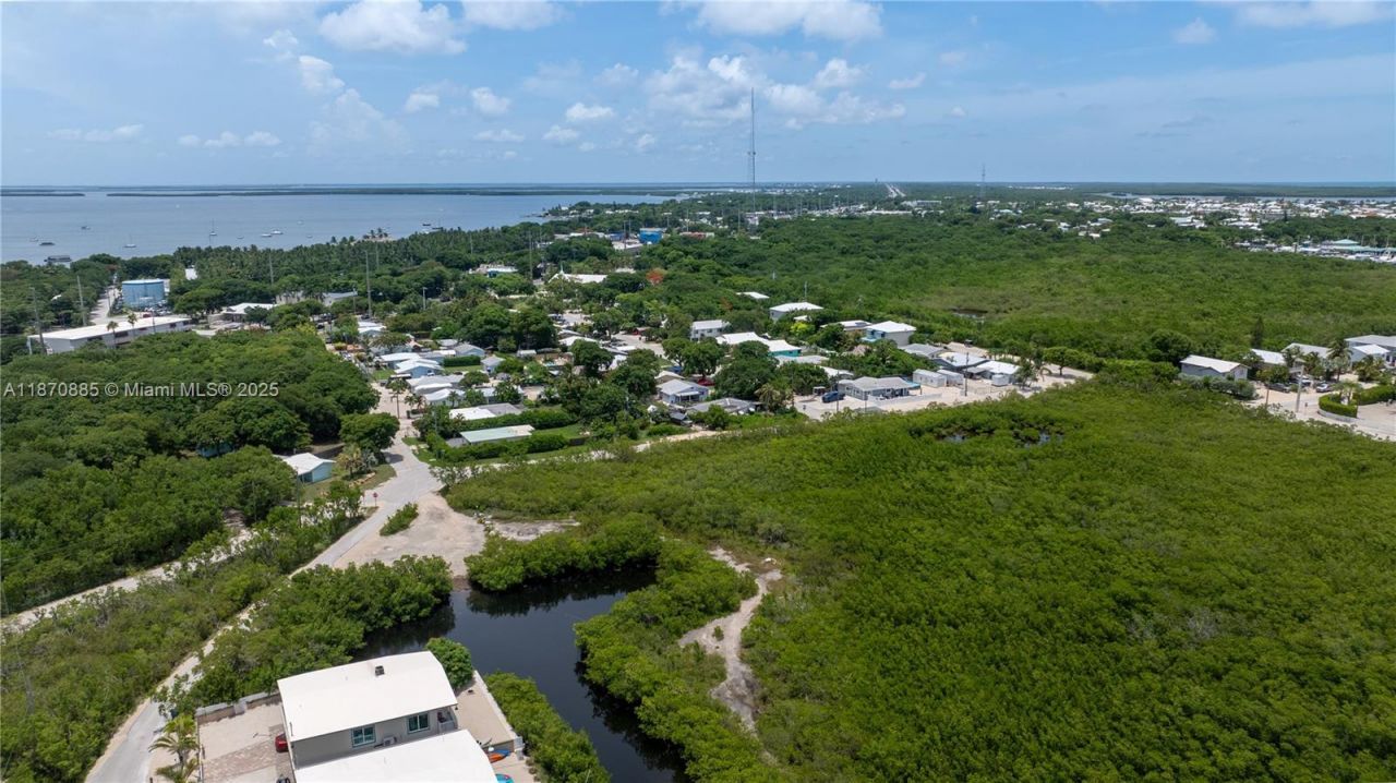 125 Harbor Dr, Key Largo, FL 33037 Photo