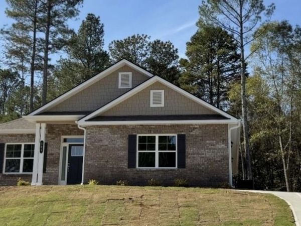 584 Walnut Creek Parkway, Pendergrass, GA 30567