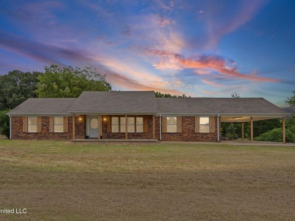 1945 Pryor Road, Coldwater, MS 38618