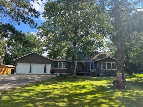 44 Hickory Avenue NW, Menahga, MN 56464