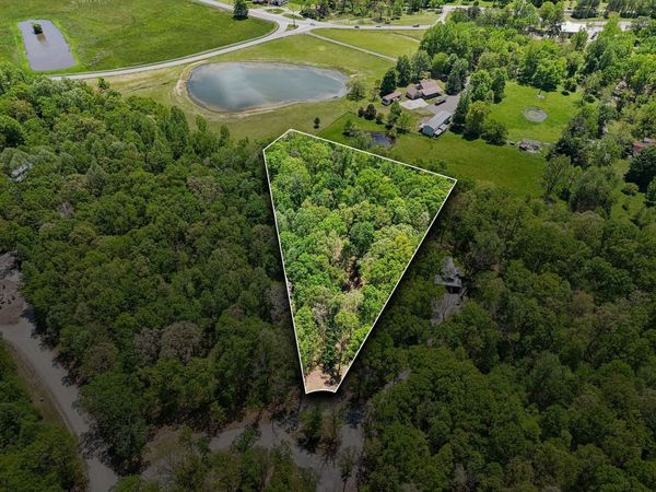 51 Mossy Rock Ln, Monteagle, TN 37356