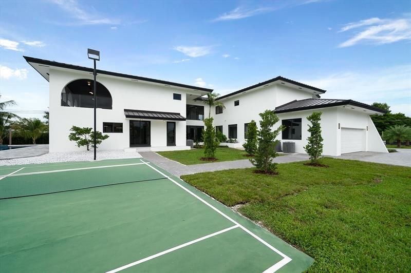 10201 SW 64th St, Miami, FL 33173 Photo