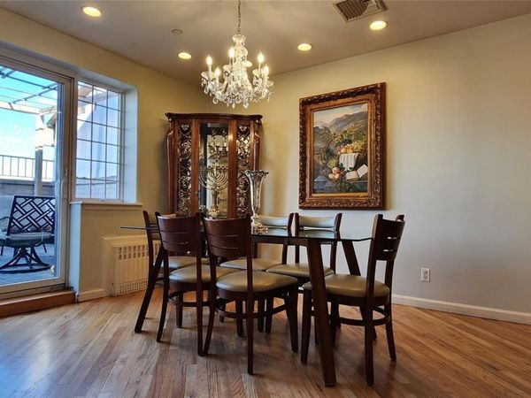 274 Wallabout Street, Unit 7B, Brooklyn, NY 11206