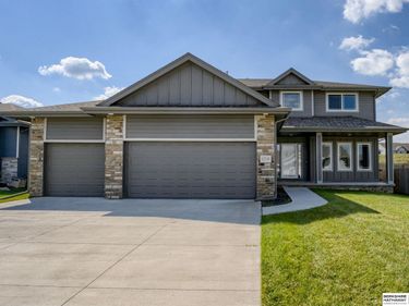 12110 Quail Drive, Bellevue, NE 68123