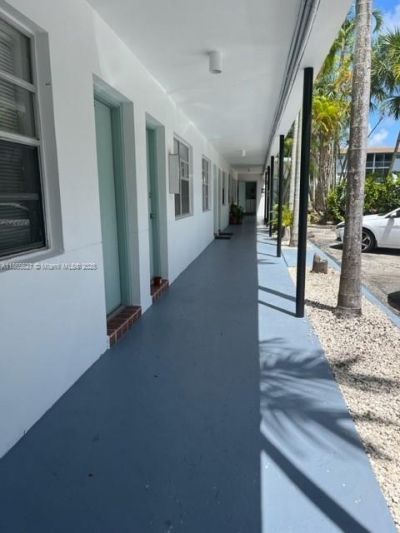 645 NE 77th St, Unit 6, Miami, FL 33138 Photo