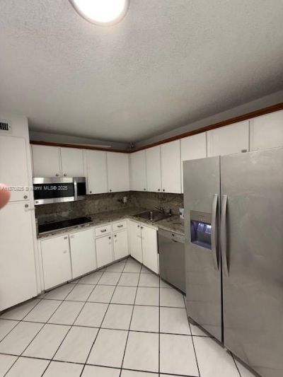 5750 Collins Ave, Unit 3K, Miami Beach, FL 33140 Photo