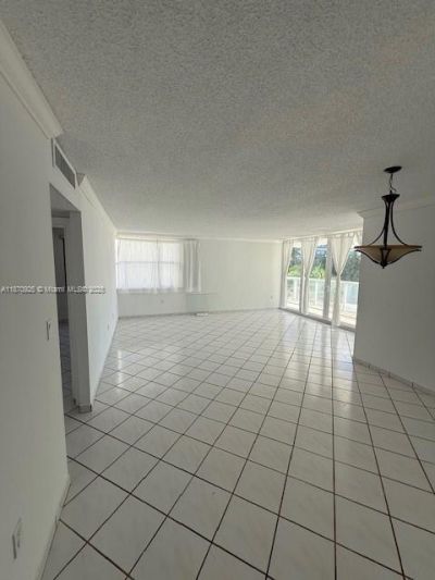 5750 Collins Ave, Unit 3K, Miami Beach, FL 33140 Photo