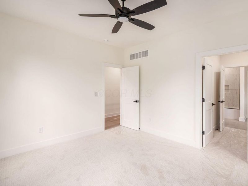 1025 Hunter Avenue, Columbus, OH 43201 Photo 24