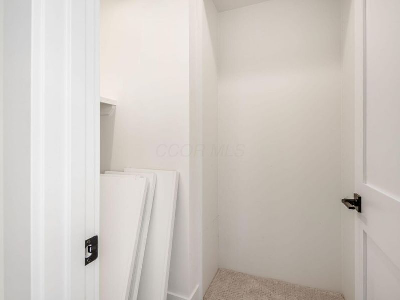 1025 Hunter Avenue, Columbus, OH 43201 Photo 30