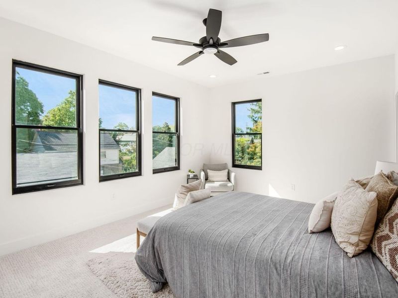 1025 Hunter Avenue, Columbus, OH 43201 Photo 32