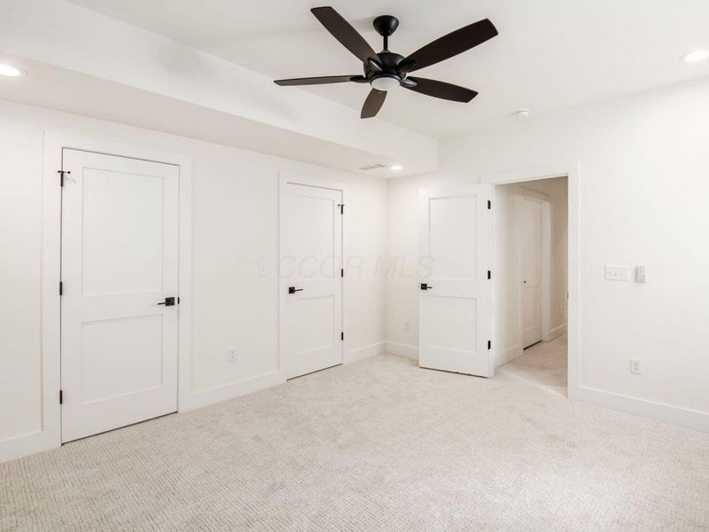 1025 Hunter Avenue, Columbus, OH 43201 Photo 44