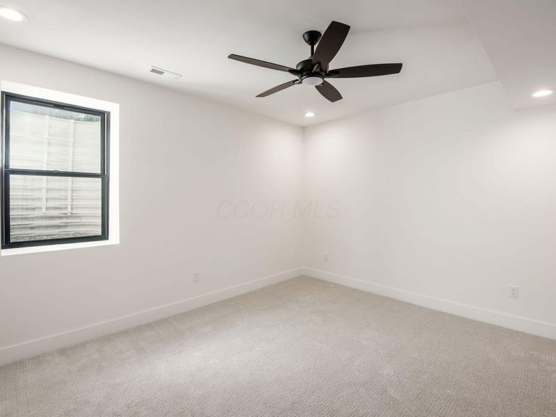 1025 Hunter Avenue, Columbus, OH 43201 Photo 45