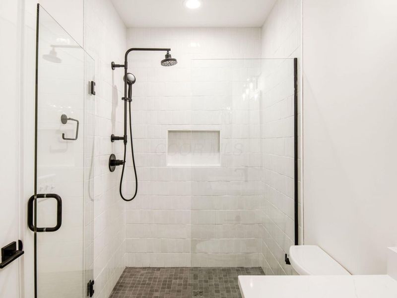 1025 Hunter Avenue, Columbus, OH 43201 Photo 46