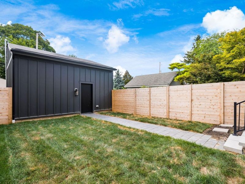 1025 Hunter Avenue, Columbus, OH 43201 Photo 49