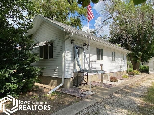 336 Way Avenue, Woden, IA 50484 Main Photo