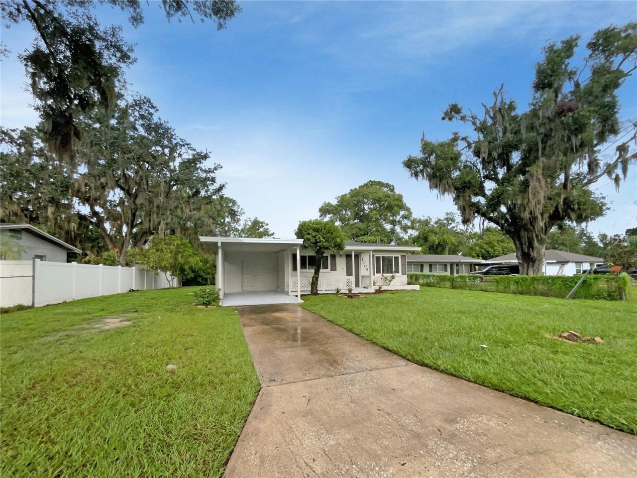 1103 N Nancy Terrace, Plant City, FL 33563 Main Photo