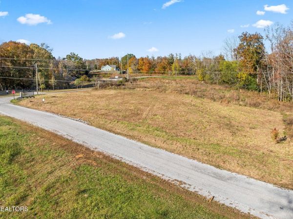Lot 42 S Peninsulas Edge Drive, Smithville, TN 37166