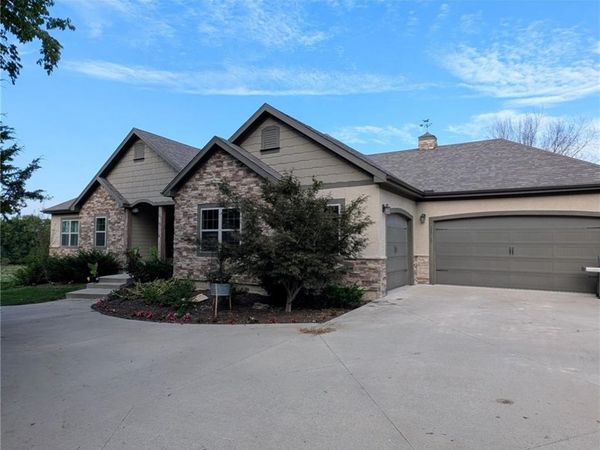 22785 S Renner Road, Spring Hill, KS 66083