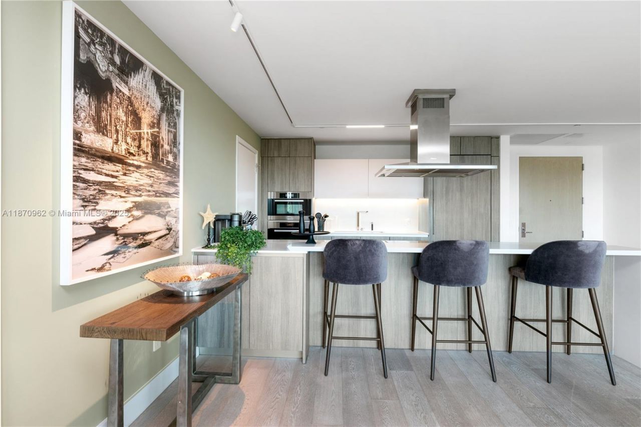 360 Ocean Dr, Unit 305S, Key Biscayne, FL 33149 Photo