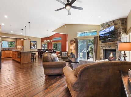 938 Kekin Street, South Lake Tahoe, CA 96150 Photo