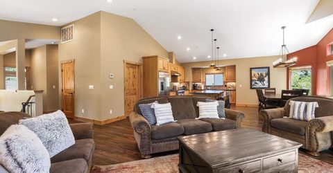 938 Kekin Street, South Lake Tahoe, CA 96150 Photo