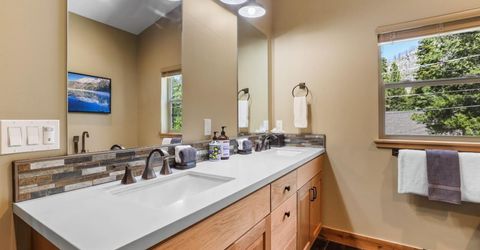 938 Kekin Street, South Lake Tahoe, CA 96150 Photo