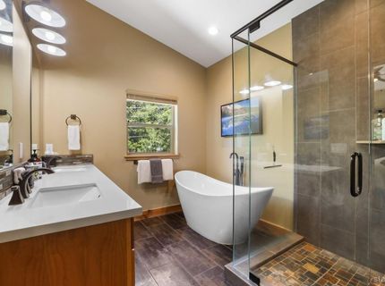 938 Kekin Street, South Lake Tahoe, CA 96150 Photo