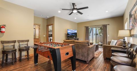 938 Kekin Street, South Lake Tahoe, CA 96150 Photo