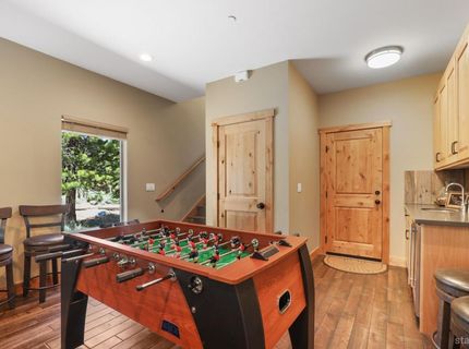 938 Kekin Street, South Lake Tahoe, CA 96150 Photo