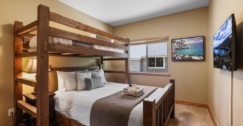 938 Kekin Street, South Lake Tahoe, CA 96150 Photo