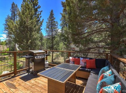 938 Kekin Street, South Lake Tahoe, CA 96150 Photo