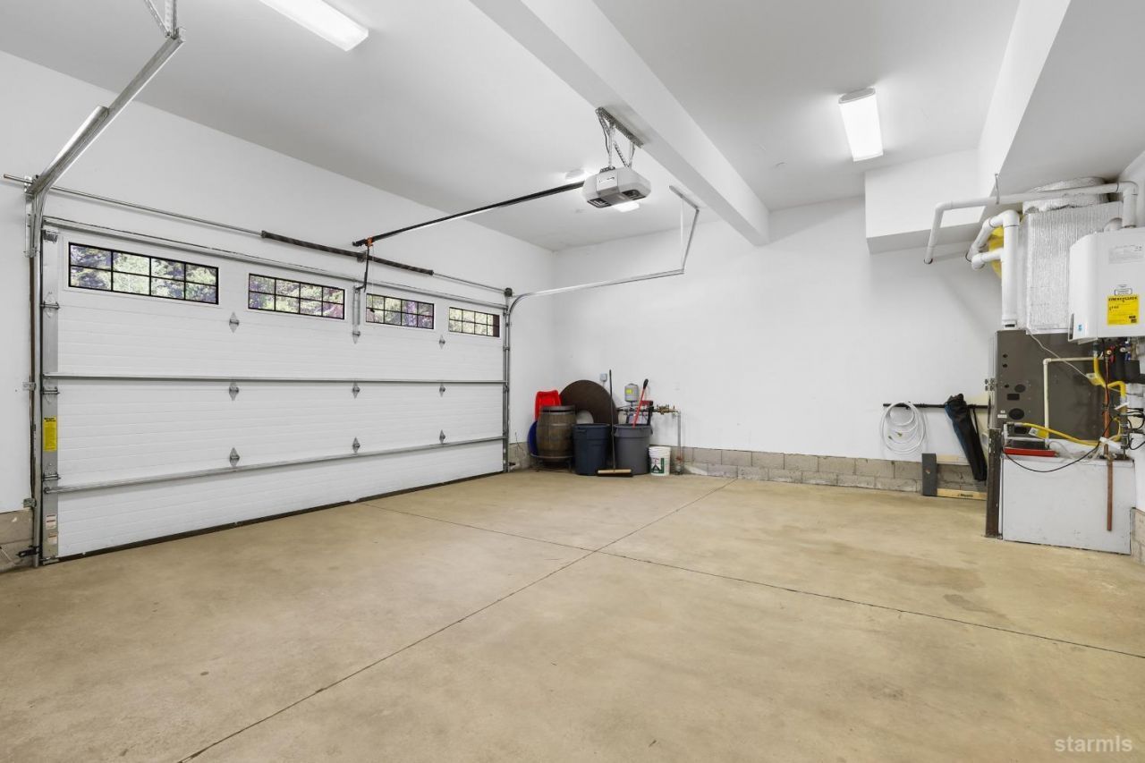 938 Kekin Street, South Lake Tahoe, CA 96150 Photo