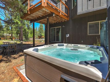 938 Kekin Street, South Lake Tahoe, CA 96150 Photo