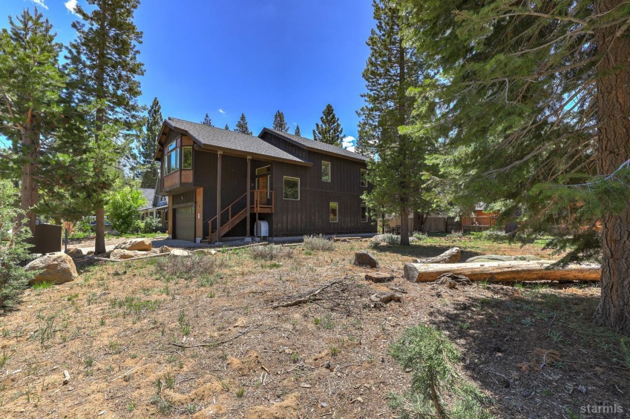 938 Kekin Street, South Lake Tahoe, CA 96150 Photo