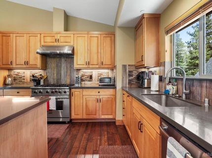 938 Kekin Street, South Lake Tahoe, CA 96150 Photo