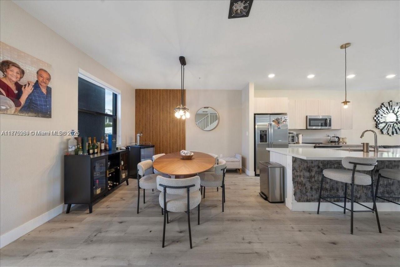 10413 NW 82nd St, Unit 9, Doral, FL 33178 Photo