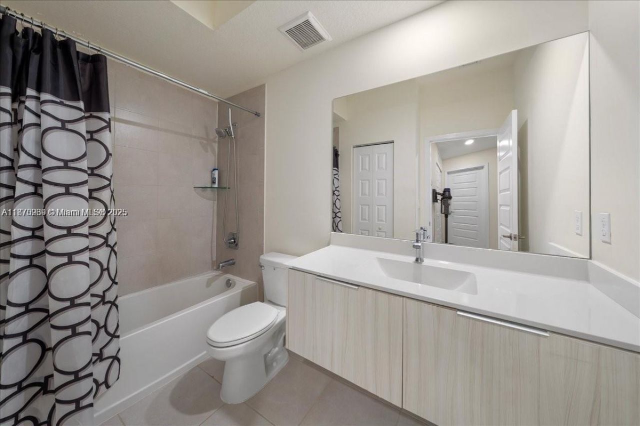 10413 NW 82nd St, Unit 9, Doral, FL 33178 Photo
