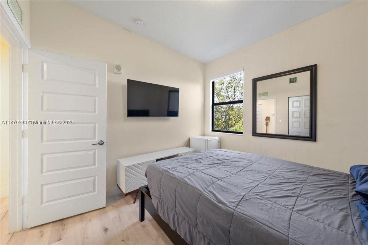 10413 NW 82nd St, Unit 9, Doral, FL 33178 Photo